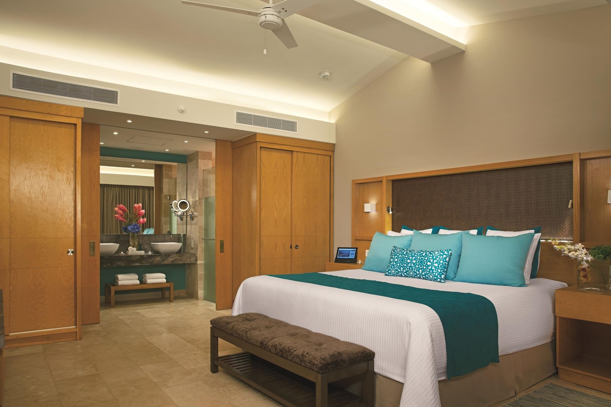 Dreams Playa Mujeres Golf & Spa Resort Cancún Extérieur photo